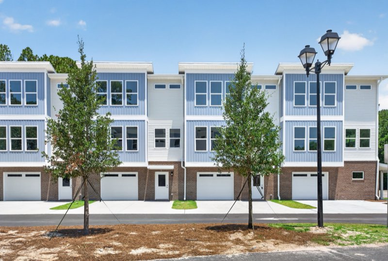 Front Streetscape