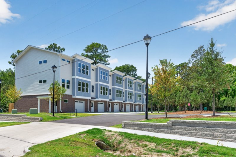 Approach from Forest Park Road