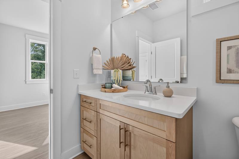 Bathroom, furnished end unit