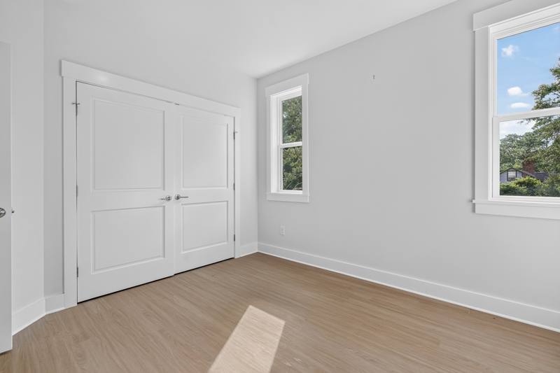 Bedroom, furnished end unit