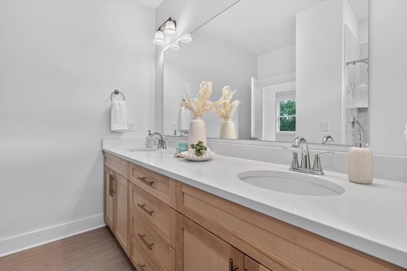 Primary Bath, furnished end unit